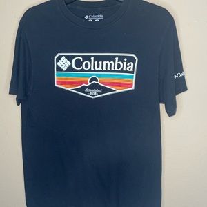 Black Columbia t-shirt